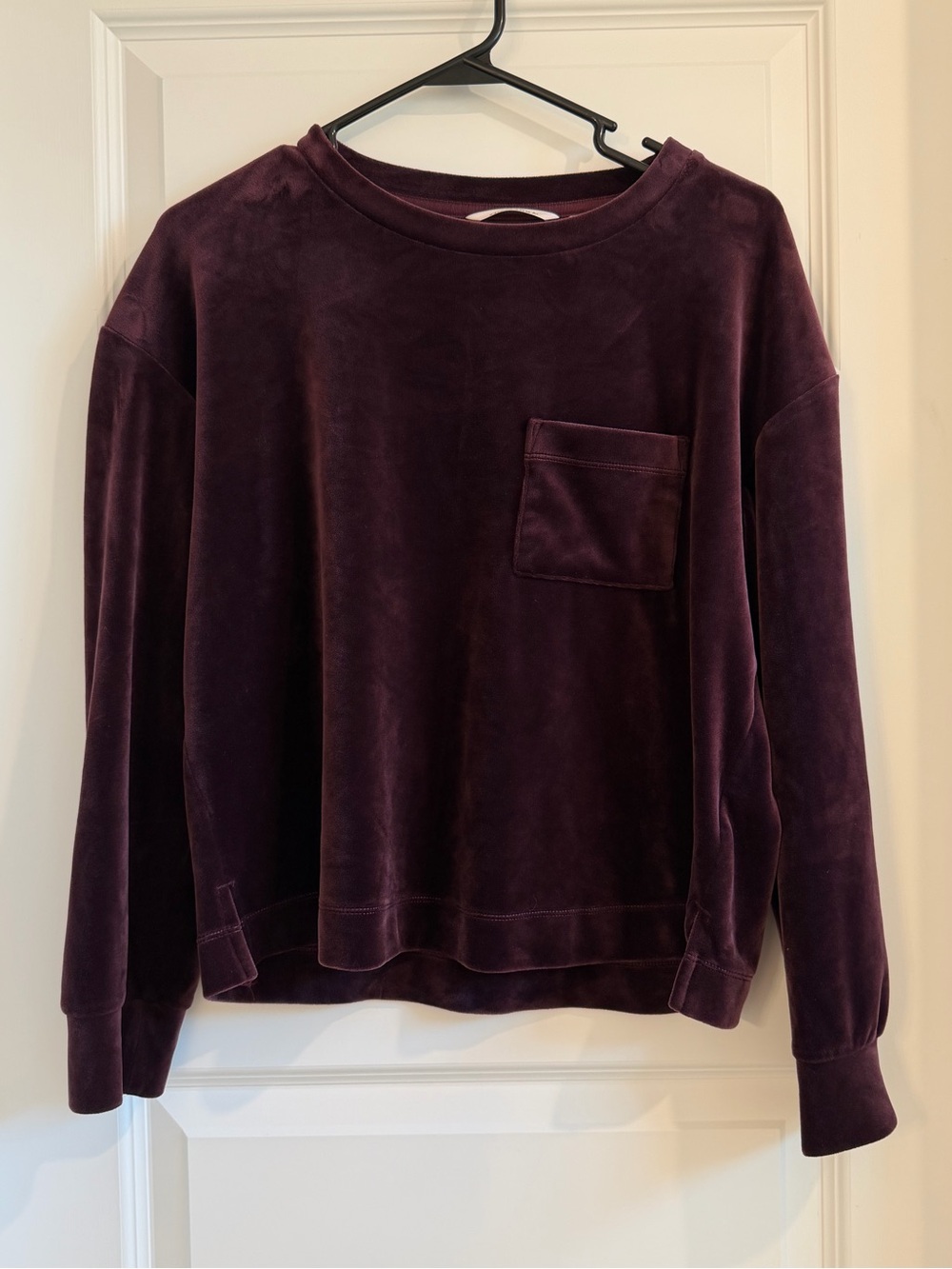 24/7 by Soma Velour Merlot Crew Neck Pocket Sweatshirt